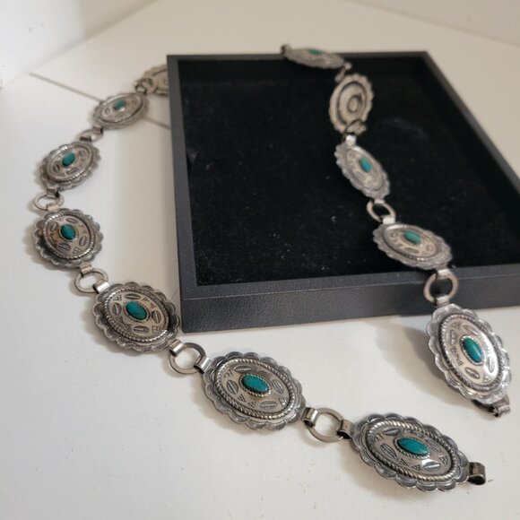 Vintage Silver and Turquoise Link Southwestern Design Belt - Picture 2 of 2